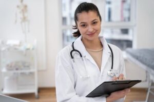BioTechPharmJobs: Crafting Your Medical Future: Is a Solo Practice Right for You?